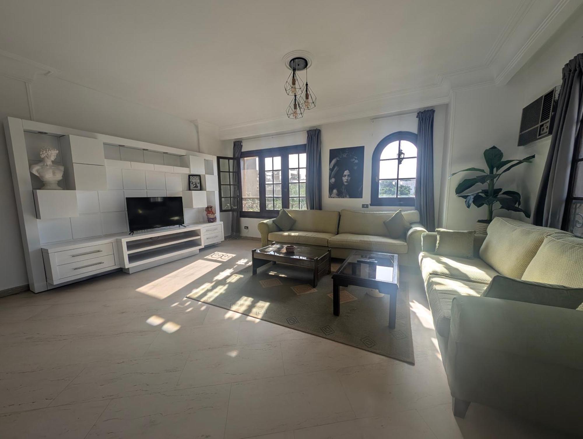 Maadi 35 - R 305 - Garden & Pool View Affittacamere