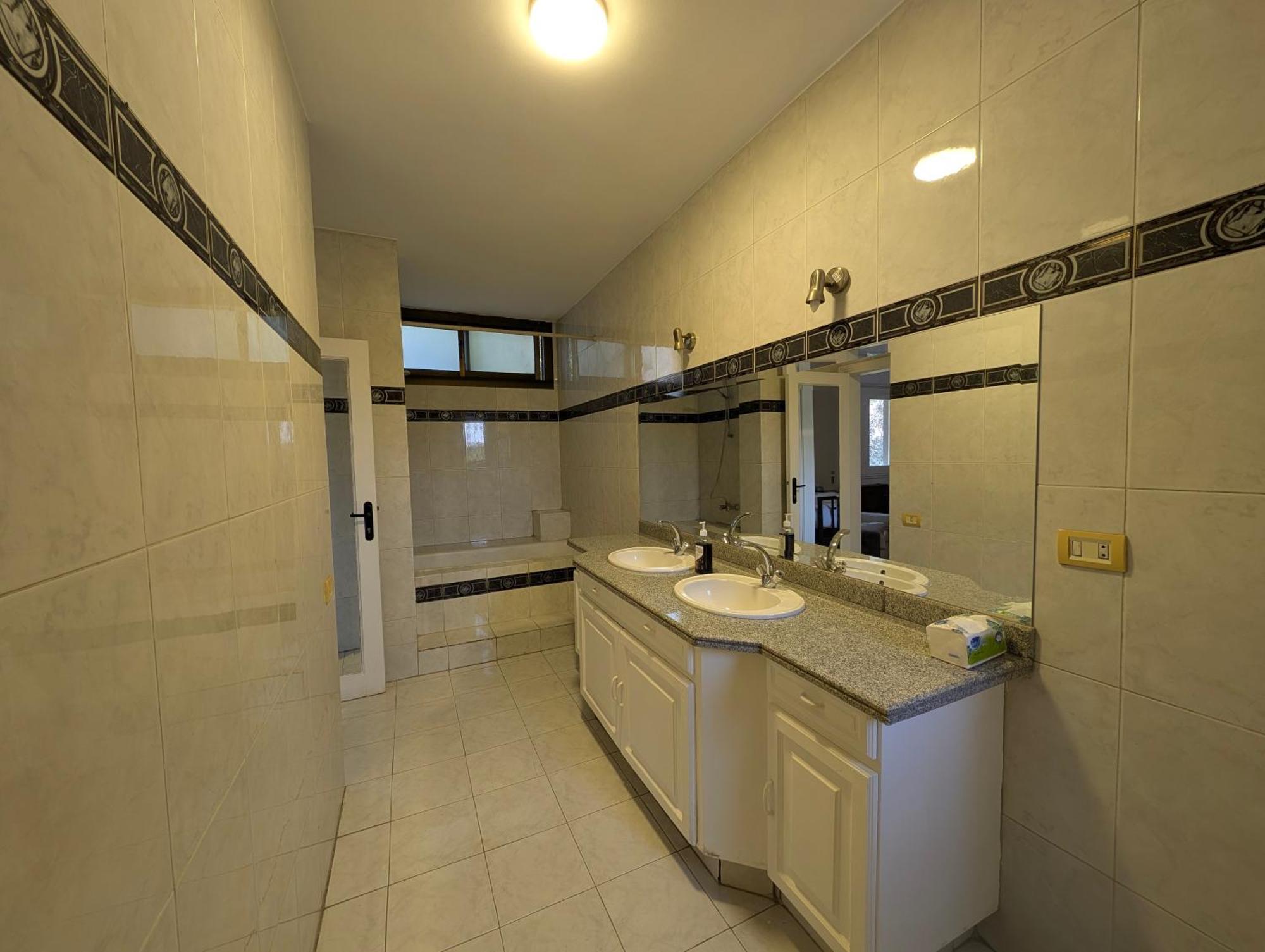 Affittacamere Maadi 35 - R 305 - Garden & Pool View *
